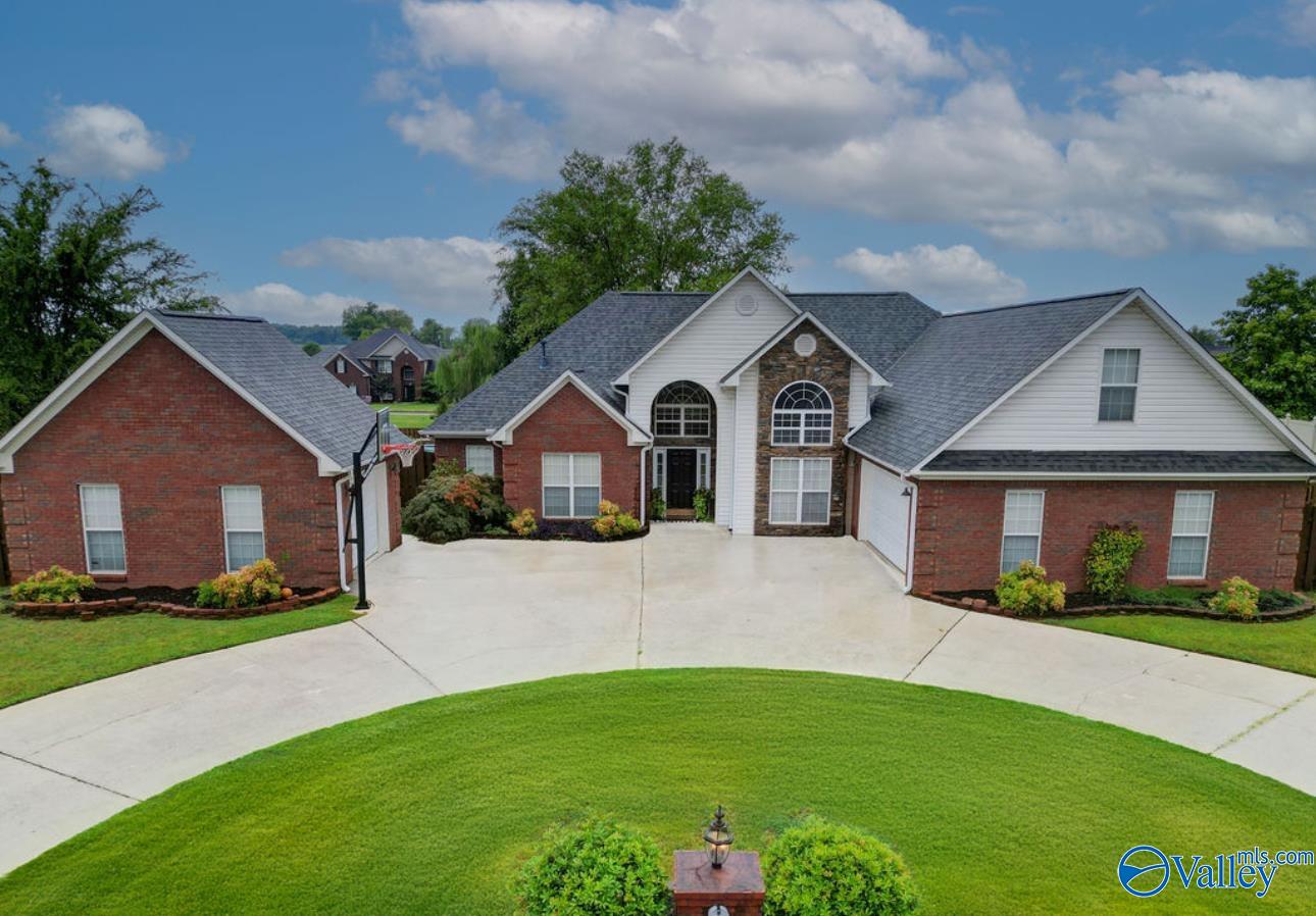 Mahalo Cir, Madison, AL 35756