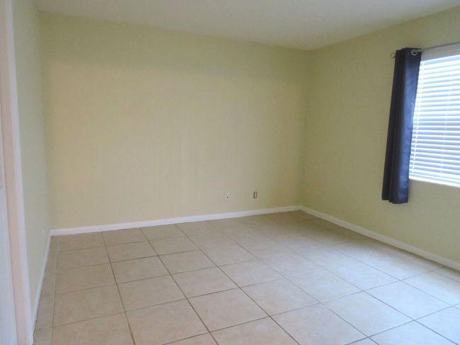 2nd bedroom | Image 8