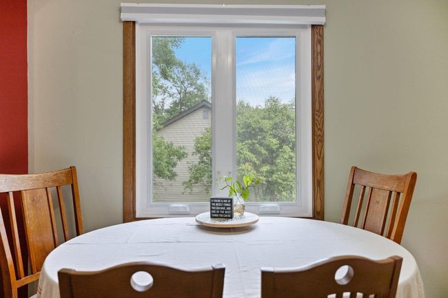 Informal Diningroom | Image 10