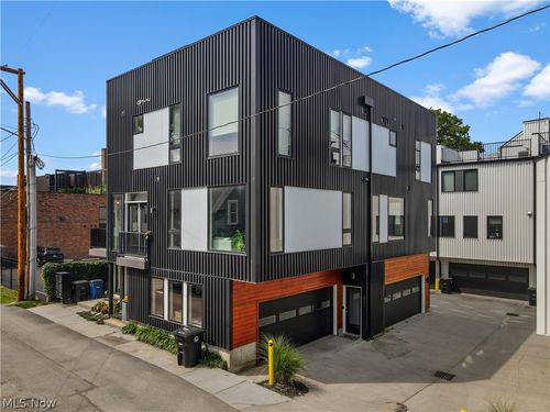 2334 W 16th Place, Cleveland, OH, 44113 | Card Image