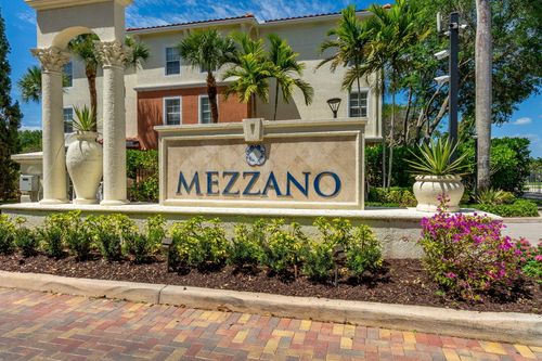 3201-9901 Baywinds Dr, West Palm Beach, FL, 33411-6305 | Card Image
