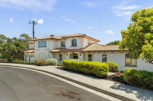 2100 Stone Ridge Dr, Royal Oaks, CA, 95076-5472 | Card Image