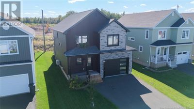 63 Lorilynn Cres, House other with 3 bedrooms, 4 bathrooms and null parking in Fredericton NB | Image 2