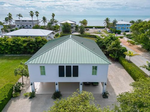 261 W Seaview Dr, Duck Key, FL, 33050-3831 | Card Image