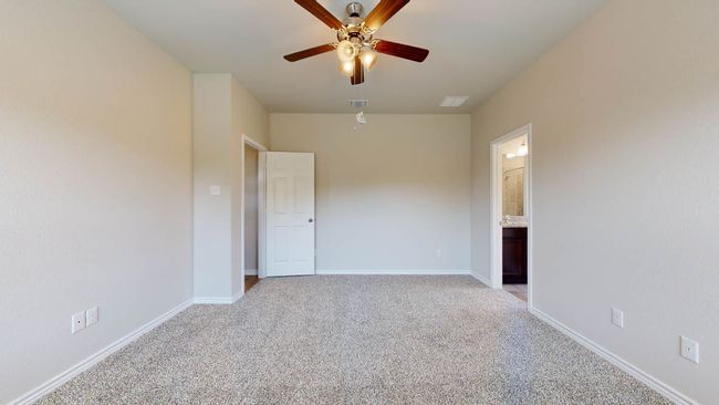 200 Creekfall Rd, House other with 4 bedrooms, 2 bathrooms and 2 parking in Burnet TX | Image 11