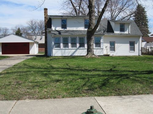 4697 Kingston St, Dearborn Heights, MI, 48125-3241 | Card Image