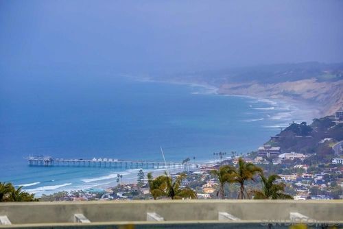 7255 Via Capri, La Jolla, CA, 92037 | Card Image