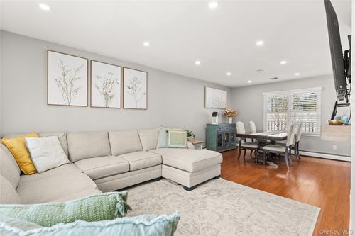 1139 Dorothy St, Holbrook, NY, 11741-2943 | Card Image