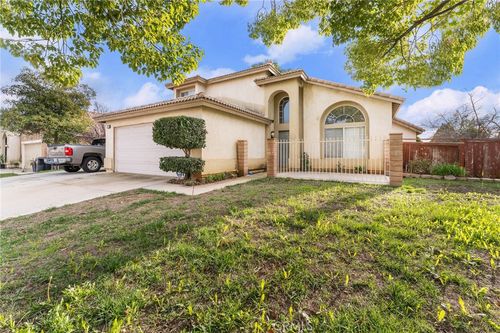 673 Brookside Ln, Beaumont, CA, 92223-7042 | Card Image