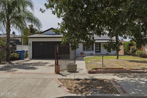 9841 Stanwin Ave, Arleta, CA, 91331-5304 | Card Image