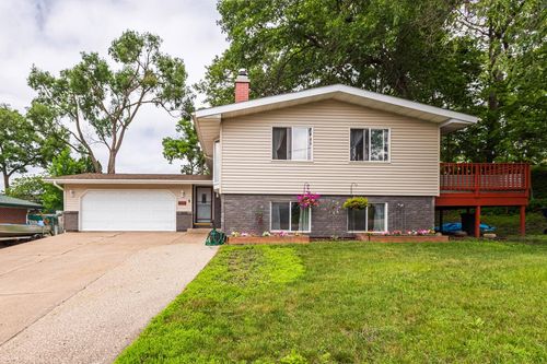 1217 Wilson Street, Onalaska, WI, 54650 | Card Image