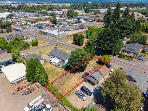 5947 Ne 60th Ave, Portland, OR, 97218 | Card Image