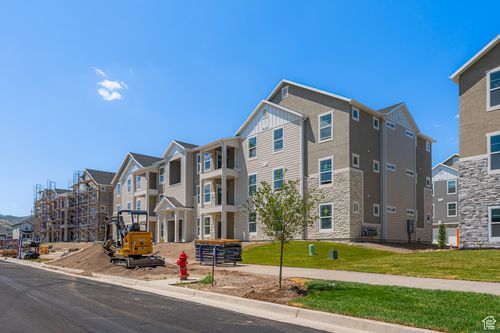 ee303-13713 S Hanley Ln, Riverton, UT, 84096-3183 | Card Image