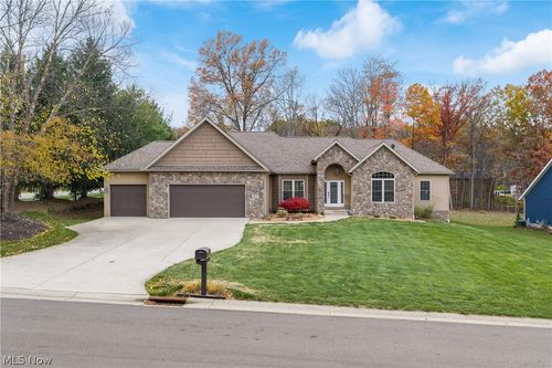 5247 Birchmont Ave Sw, Canton, OH, 44706-4393 | Card Image