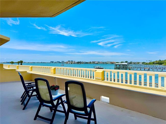 APT-114C - 100 Bluff View Dr, Condo with 2 bedrooms, 2 bathrooms and null parking in BELLEAIR BLUFFS FL | Image 26