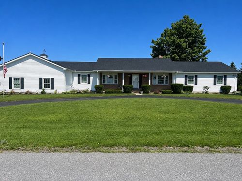 8190 Venshire Dr, Wattsburg, PA, 16442-9738 | Card Image