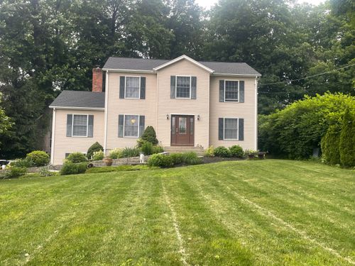 40 Great Plain Road, Danbury, CT, 06811 | Card Image