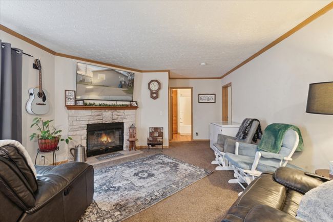 24922 N Hampton Dr, House other with 4 bedrooms, 3 bathrooms and null parking in Flat Rock MI | Image 24