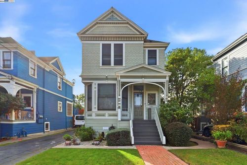 1822 San Antonio Ave, Alameda, CA, 94501-4125 | Card Image