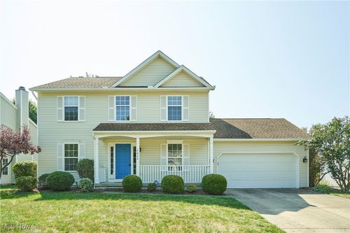 2622 Stonecreek Dr, Akron, OH, 44320-1064 | Card Image