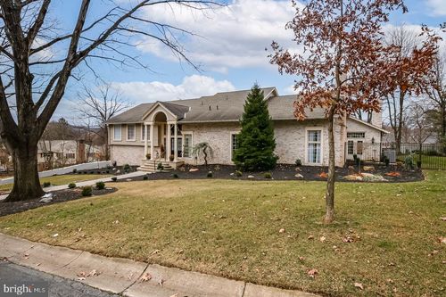 1504 Old Mill Rd, WYOMISSING, PA, 19610-2837 | Card Image