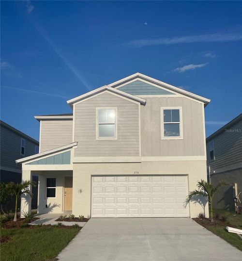 7568 Hydrangea Ln, Wesley Chapel, FL, 33545-5612 | Card Image