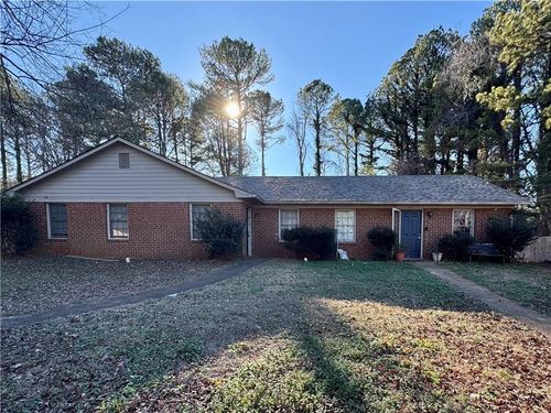 440 Freeport Dr, Lawrenceville, GA, 30046-7627 | Card Image