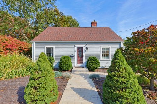 28 Ellis Ave, Norwood, MA, 02062-3915 | Card Image