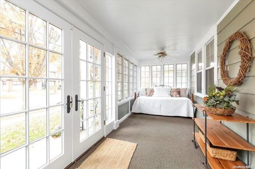 42 Huron Rd, Bellerose Village, NY, 11001-4009 | Card Image