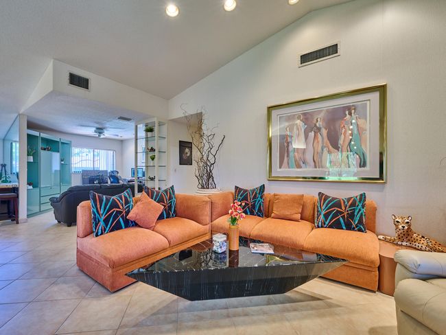 APT-202 - 10828 Lake Palm Ln, Condo with 3 bedrooms, 2 bathrooms and null parking in Boynton Beach FL | Image 23