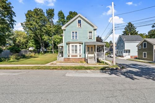 26 Oakland St, Newburyport, MA, 01950-2127 | Card Image