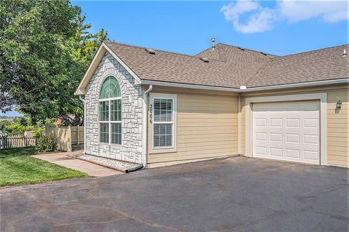 2006 W 139th St, Leawood, KS, 66224-4537 | Card Image