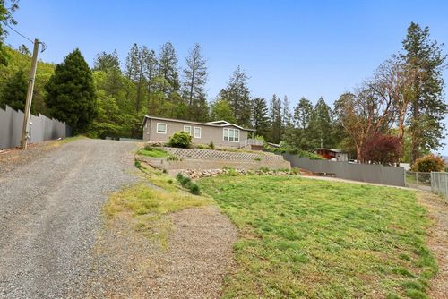 4782 N River Rd, Gold Hill, OR, 97525-5701 | Card Image