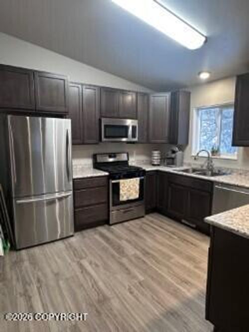 3058 N Greentree St, Wasilla, AK, 99654-4737 | Card Image