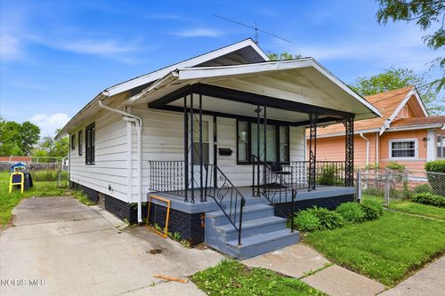 1504 Upton Ave, Toledo, OH, 43607-1769 | Card Image