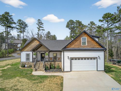 215 Willmon Rd, Scottsboro, AL, 35769 | Card Image