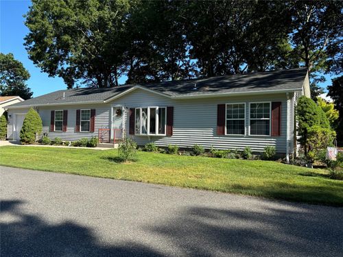 unit-22-1407 Middle Rd, Calverton, NY, 11933-1460 | Card Image