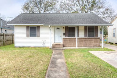 4859 Harrison Ave, Groves, TX, 77619-6015 | Card Image