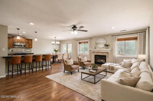 784 N Canyon Terrace Dr, Flagstaff, AZ, 86001-4831 | Card Image