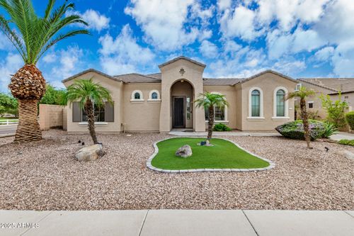 789 E San Carlos Way, Chandler, AZ, 85249-3045 | Card Image