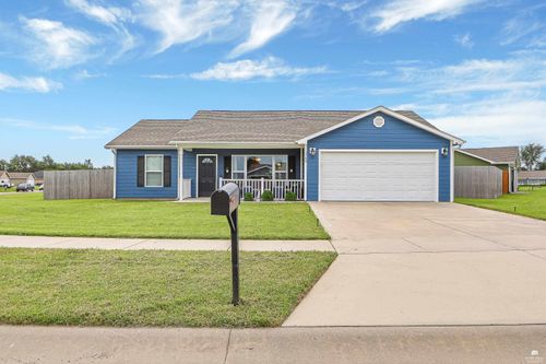 1728 W 14th Street Pl, Junction City, KS, 66441-1907 | Card Image