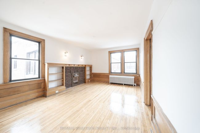28 - 6 Kingston Rd, Condo with 1 bedrooms, 1 bathrooms and 1 parking in Toronto ON | Image 4