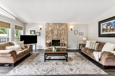 224 April Rd, House other with 5 bedrooms, 3 bathrooms and 6 parking in Port Moody BC | Image 3