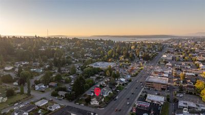 4232 Rucker Avenue, House other with 2 bedrooms, 2 bathrooms and null parking in Everett WA | Image 2