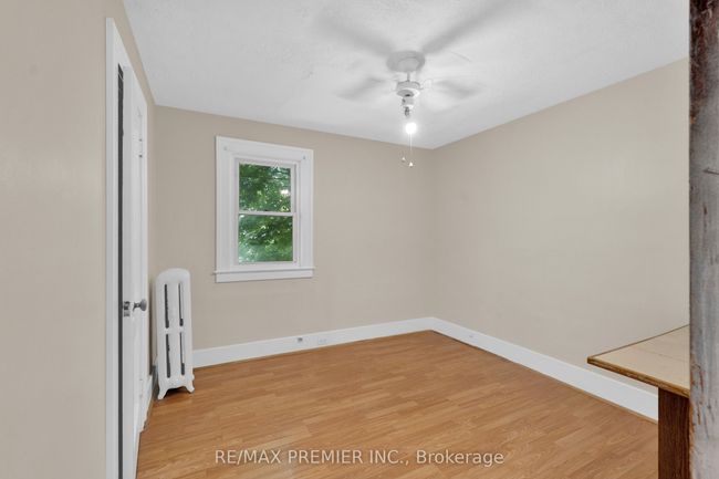 510 Randolph Ave, House other with 6 bedrooms, 2 bathrooms and 2 parking in Windsor ON | Image 20