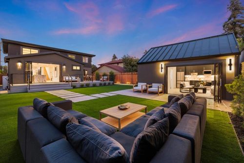 139 Victoria Rd, Burlingame, CA, 94010-2958 | Card Image