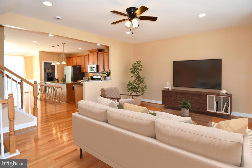 Residential in WOODBRIDGE 5