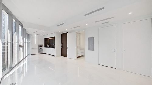 apt-506-300 Biscayne Boulevard Way, Miami, FL, 33131-2278 | Card Image