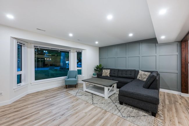 4553 196a St, House other with 4 bedrooms, 3 bathrooms and 8 parking in Langley BC | Image 5