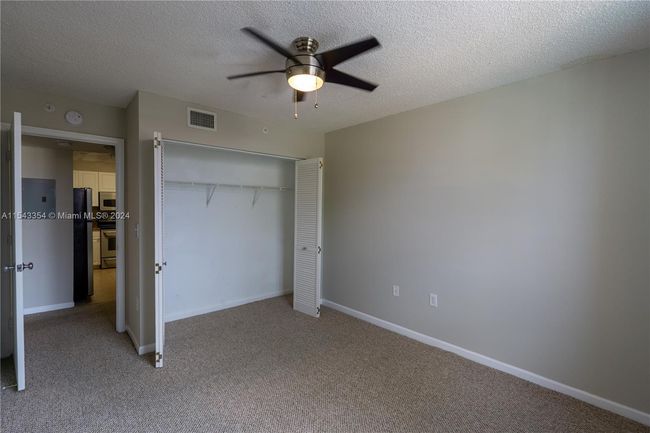 APT-307 - 2711 Ocean Club Blvd, Condo with 2 bedrooms, 2 bathrooms and null parking in Hollywood FL | Image 23